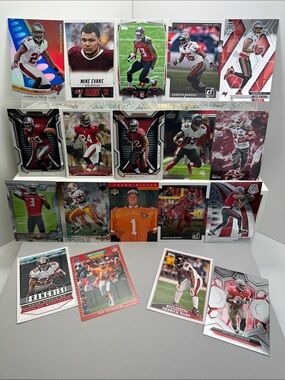 2 Mike Evans rookies in Bucs legends lot of 18 w/ Winston/Dilfer rookies, Brooks